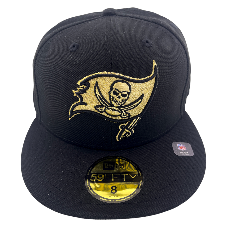 New Era Tampa Bay Buccaneers Black Metallic Gold Logo UV 59Fifty Fitted Hat Cap